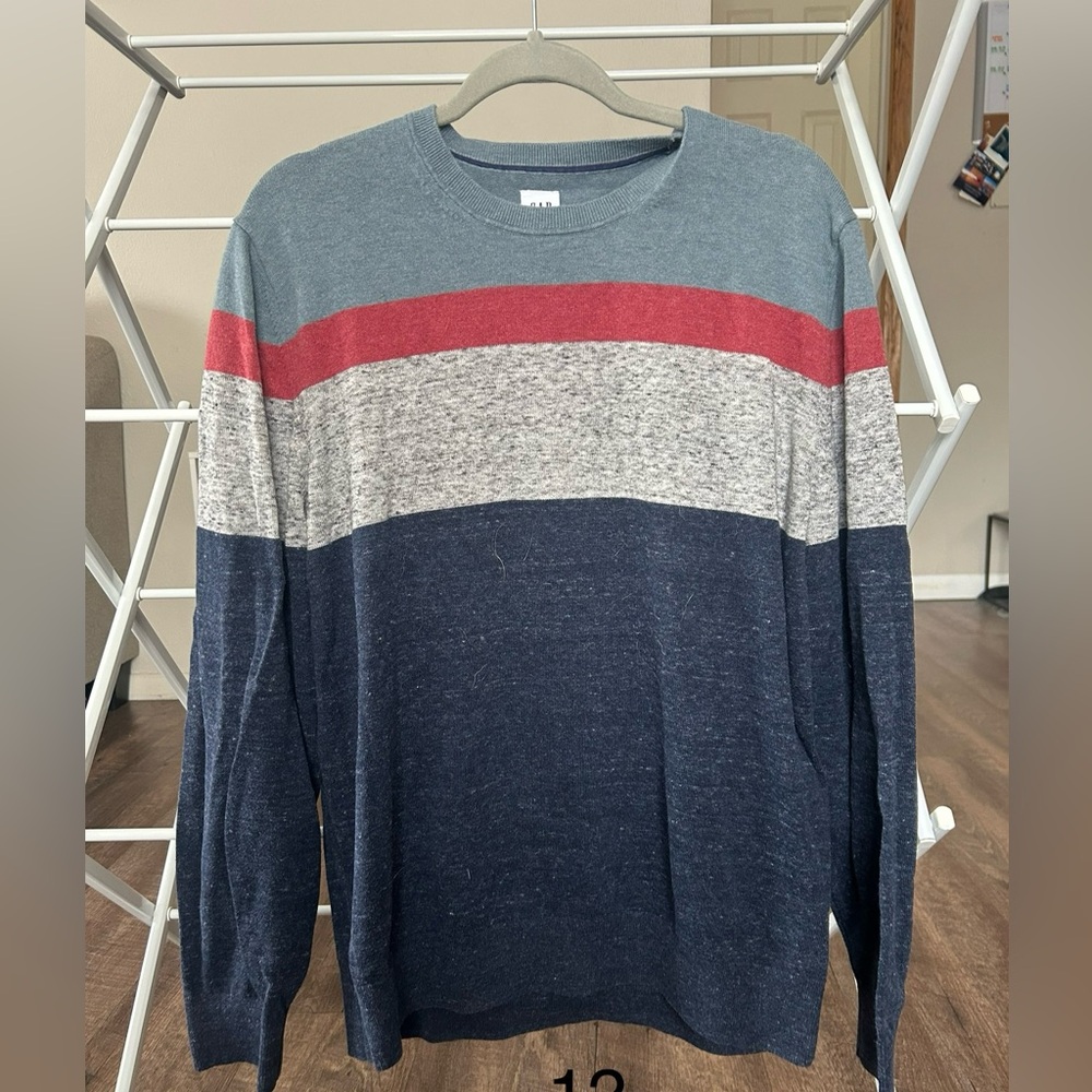 Men’s gap long sleeve stripped shirt
